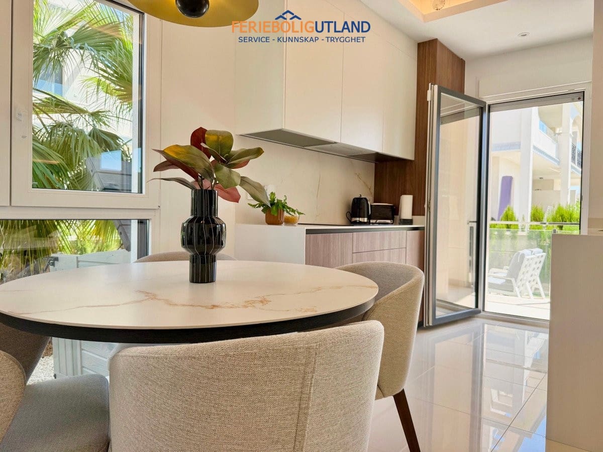 2 bedroom Apartment for sale in Ciudad Quesada with pool garage - € 359,000 (Ref: 10001145)