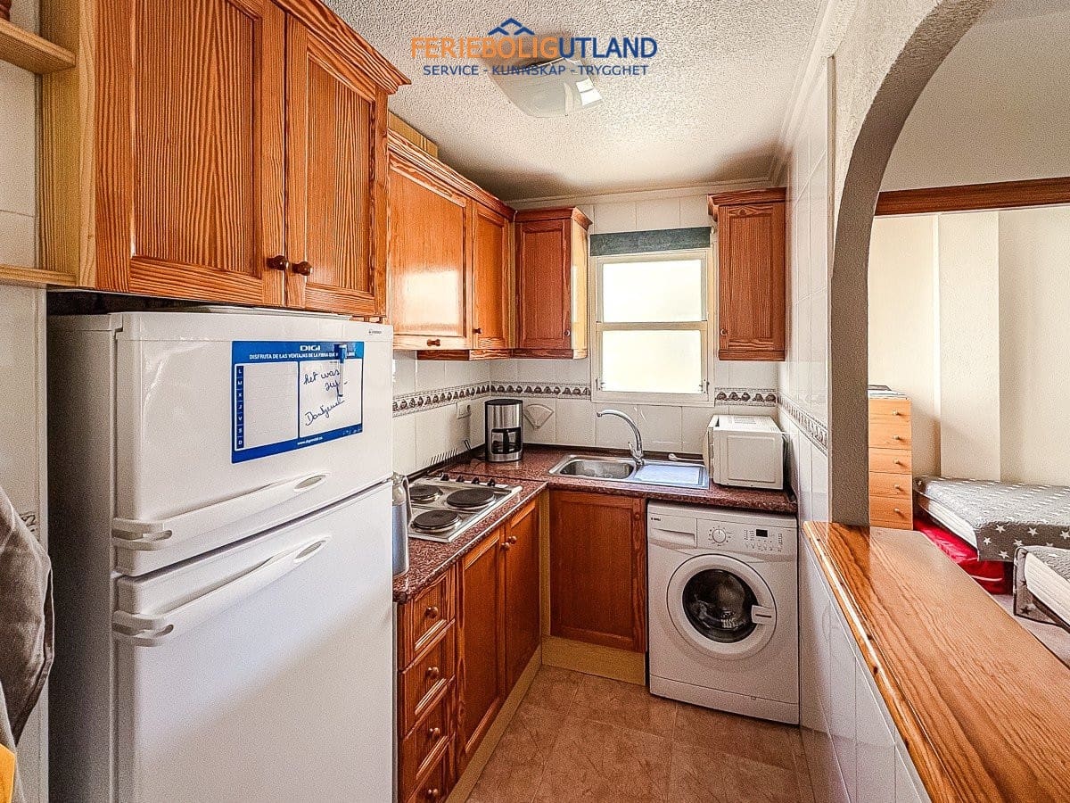 2 slaapkamer Appartement te koop in Torrevieja met zwembad garage - € 139.500 (Ref: 10001146)