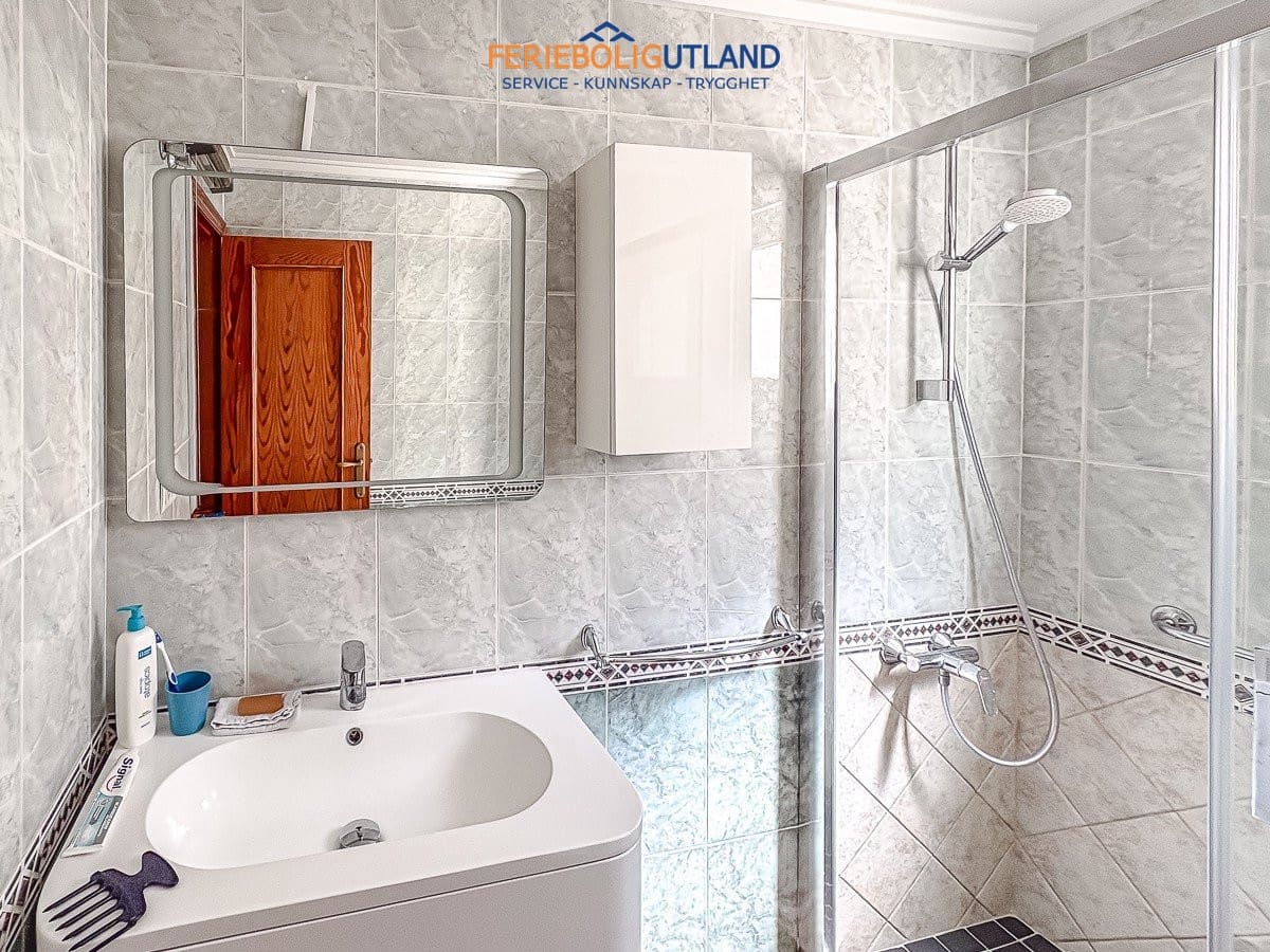 2 slaapkamer Appartement te koop in Torrevieja met zwembad garage - € 139.500 (Ref: 10001146)