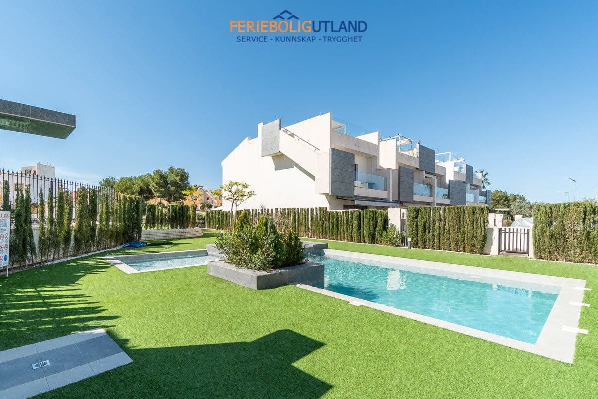 3 slaapkamer Penthouse te koop in Los Altos met zwembad - € 350.000 (Ref: 10001148)