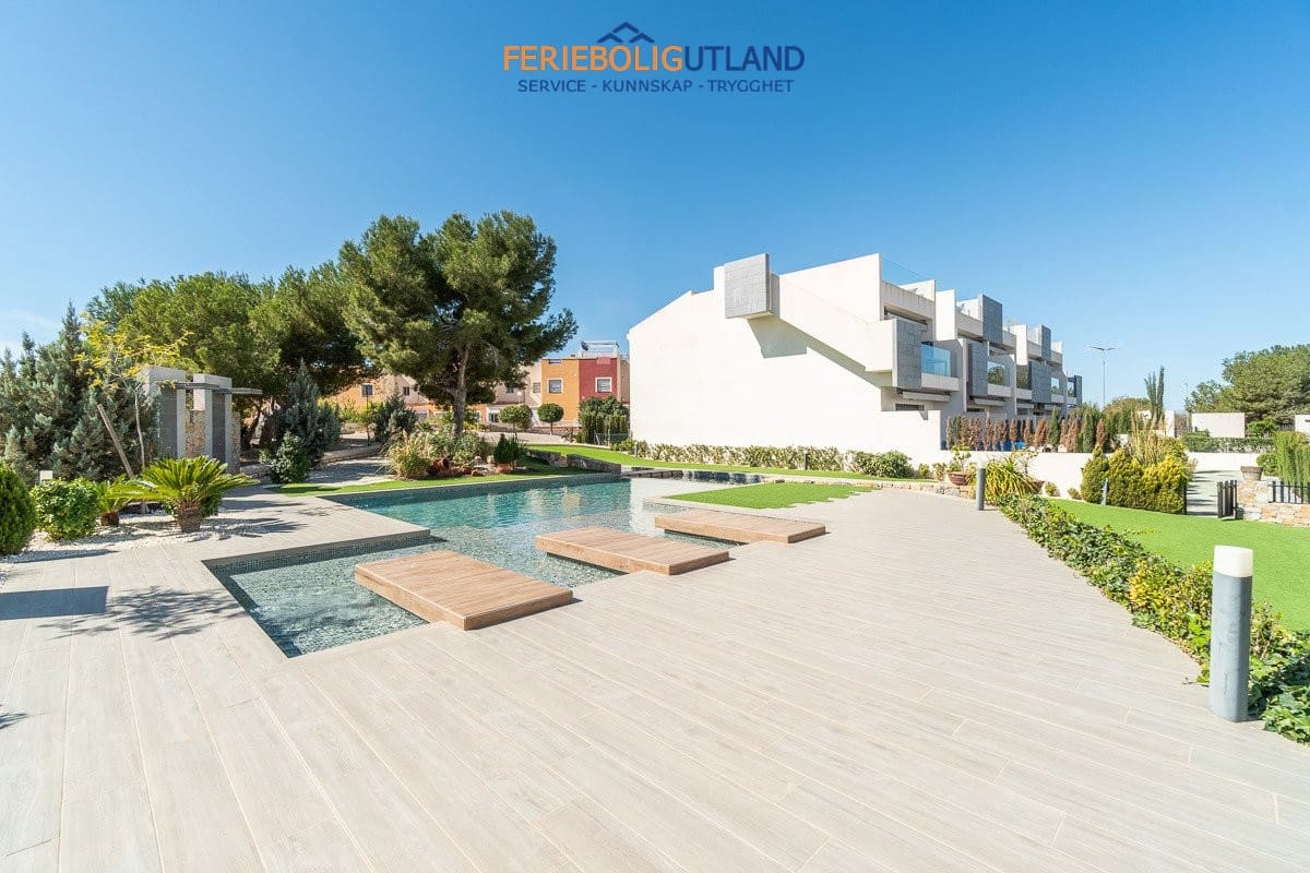 3 slaapkamer Penthouse te koop in Los Altos met zwembad - € 350.000 (Ref: 10001148)