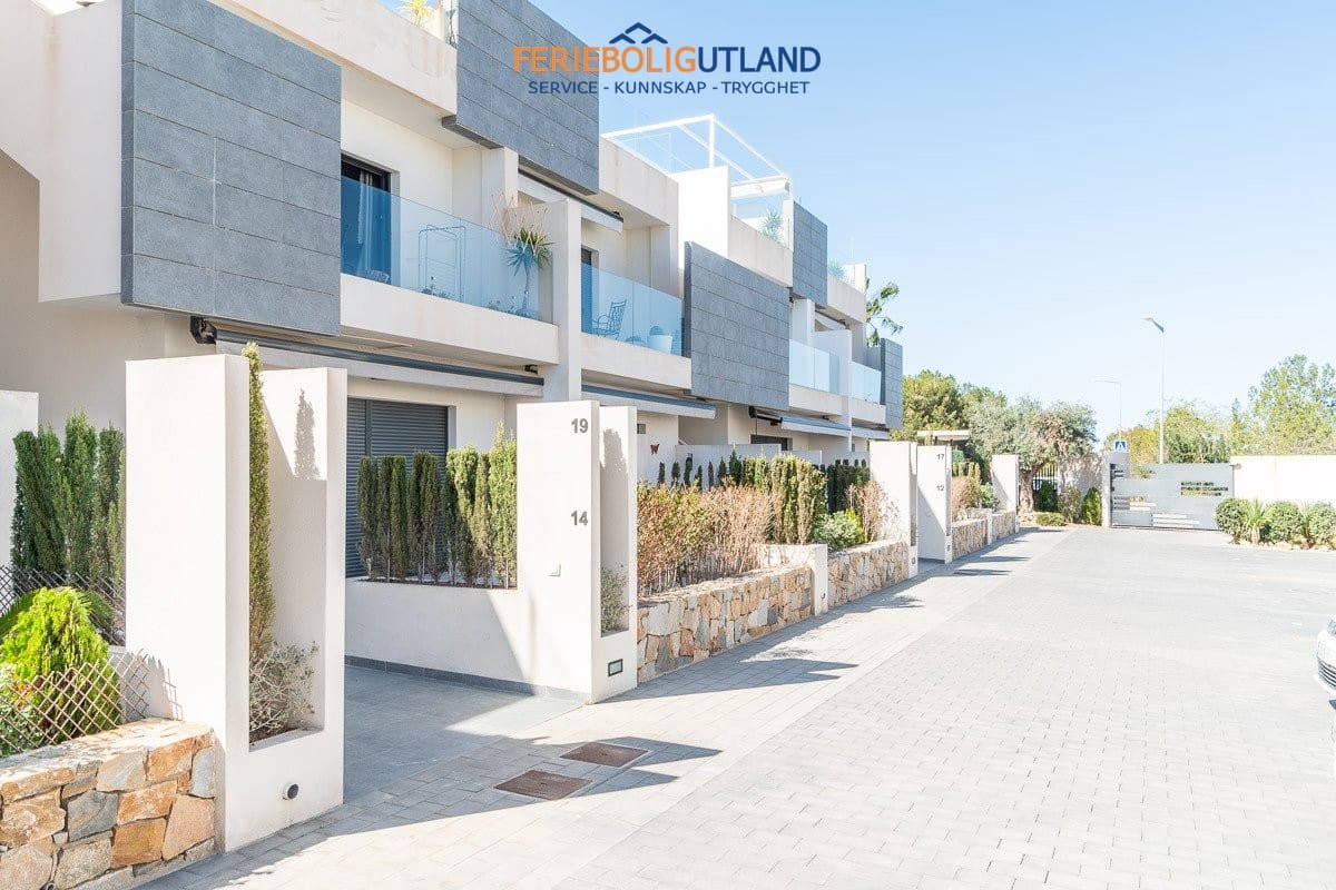 3 slaapkamer Penthouse te koop in Los Altos met zwembad - € 350.000 (Ref: 10001148)