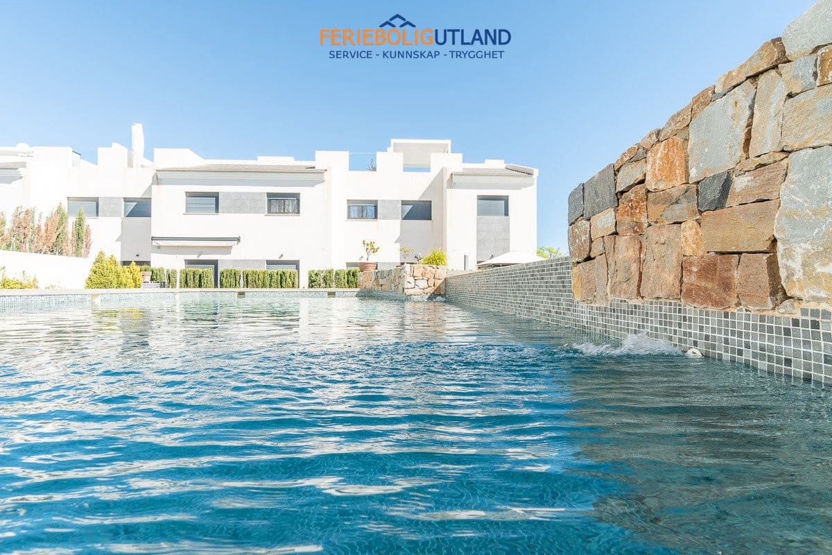 3 slaapkamer Penthouse te koop in Los Altos met zwembad - € 350.000 (Ref: 10001148)