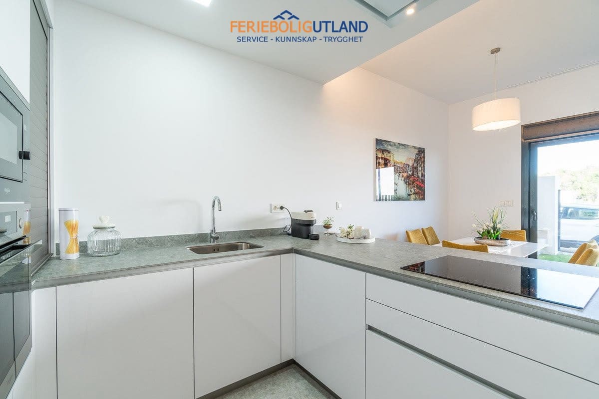 3 slaapkamer Penthouse te koop in Los Altos met zwembad - € 350.000 (Ref: 10001148)