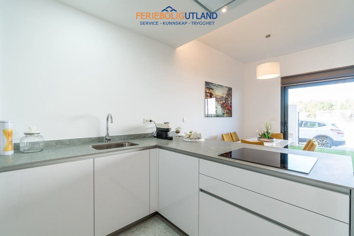 3 slaapkamer Penthouse te koop in Los Altos met zwembad - € 350.000 (Ref: 10001148)