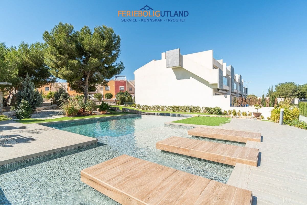 3 slaapkamer Penthouse te koop in Los Altos met zwembad - € 350.000 (Ref: 10001148)