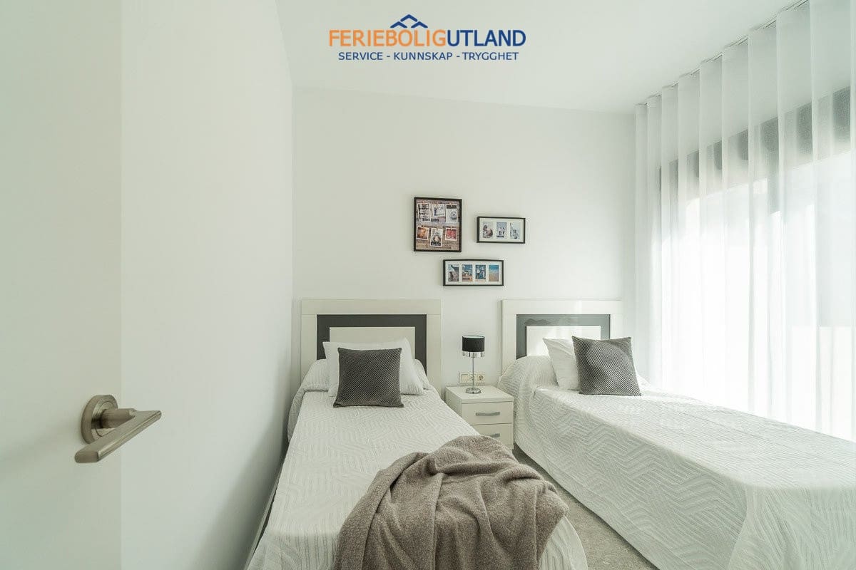 Apartamento de 3 habitaciones en Los Altos en venta con piscina garaje - 330.000 € (Ref: 10001149)