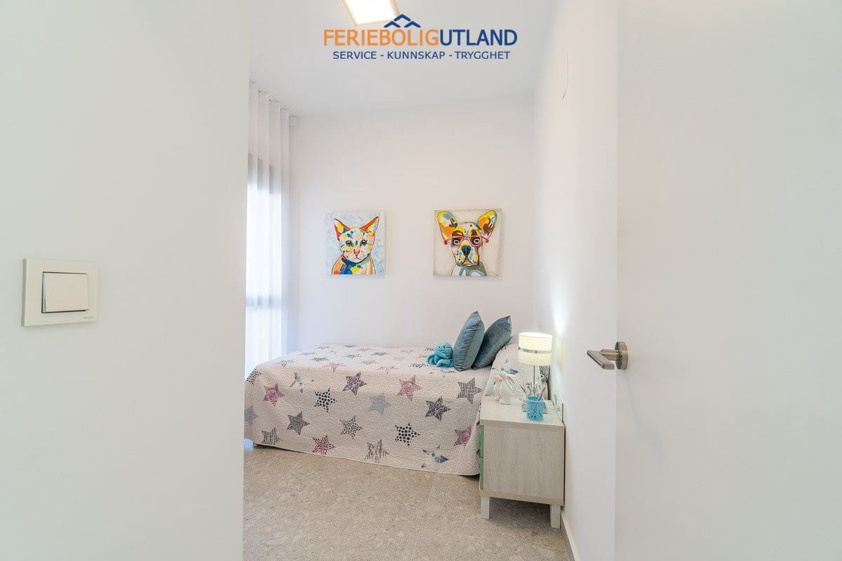 Apartamento de 3 habitaciones en Los Altos en venta con piscina garaje - 330.000 € (Ref: 10001149)