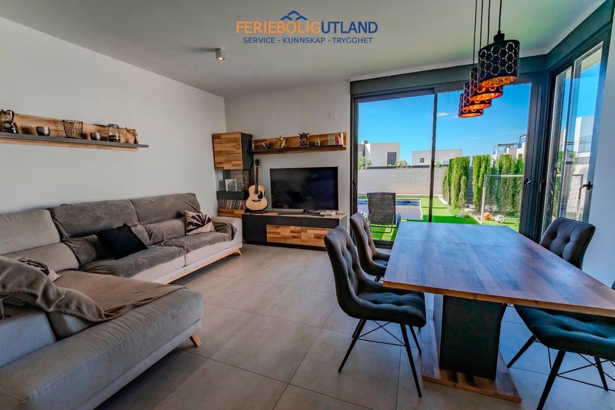 3 Zimmer Haus zu verkaufen in Benijofar mit Pool Garage - 470.000 € (Ref: 10001151)