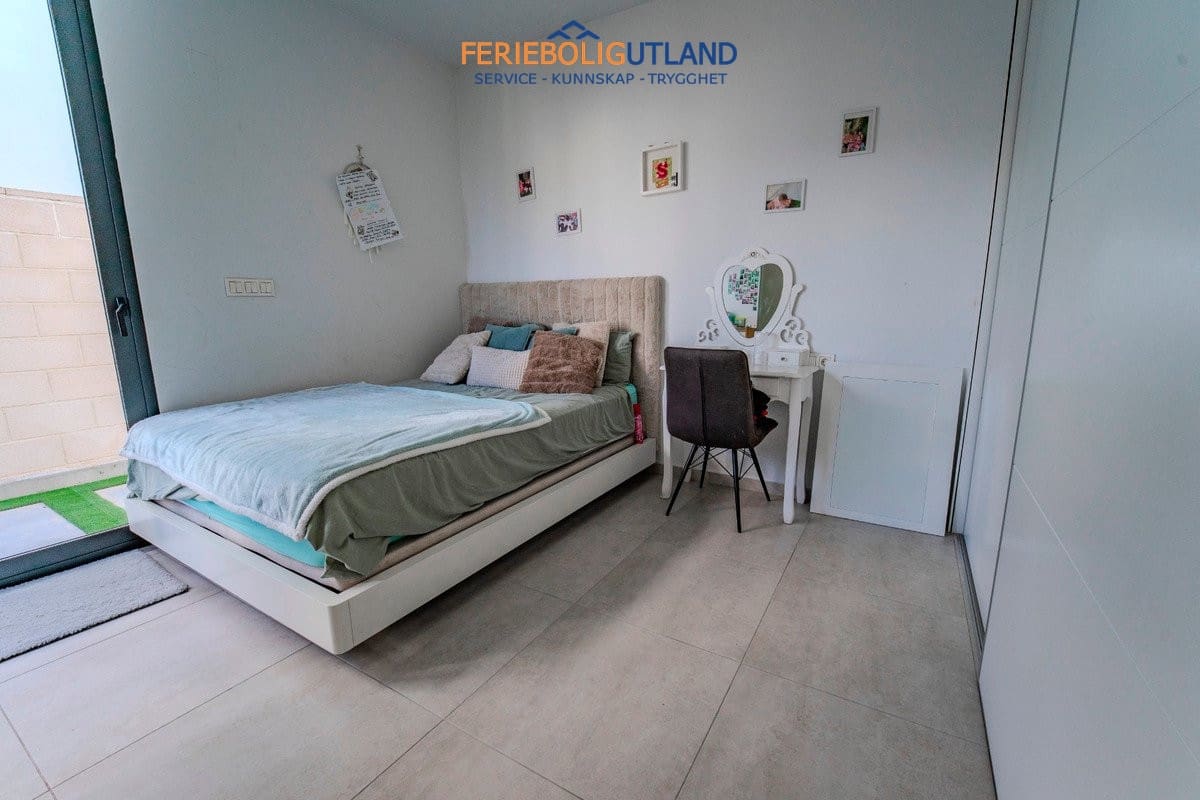 3 Zimmer Haus zu verkaufen in Benijofar mit Pool Garage - 470.000 € (Ref: 10001151)