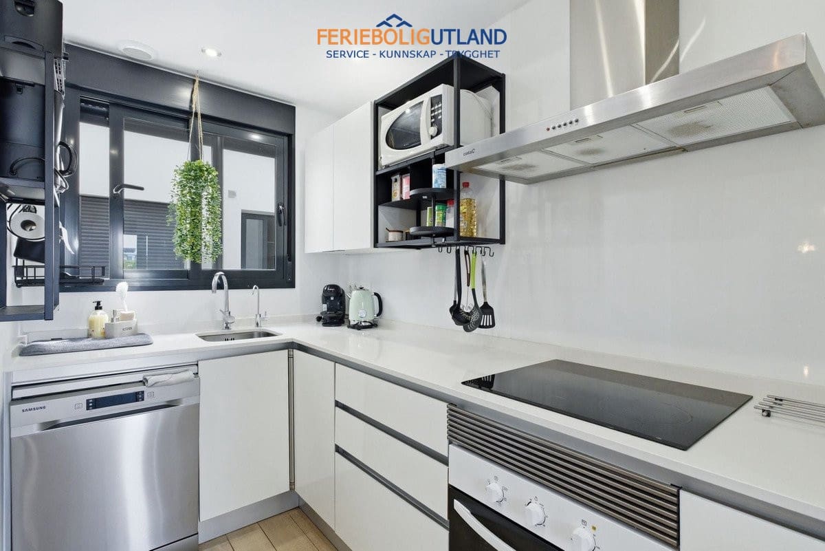 2 sovrum Lägenhet till salu i La Zenia med pool garage - 249 000 € (Ref: 10001154)