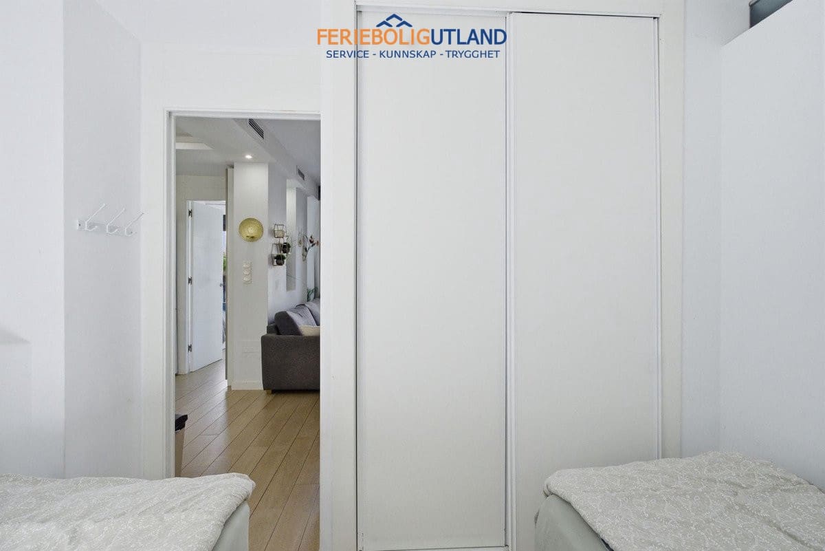 2 sovrum Lägenhet till salu i La Zenia med pool garage - 249 000 € (Ref: 10001154)