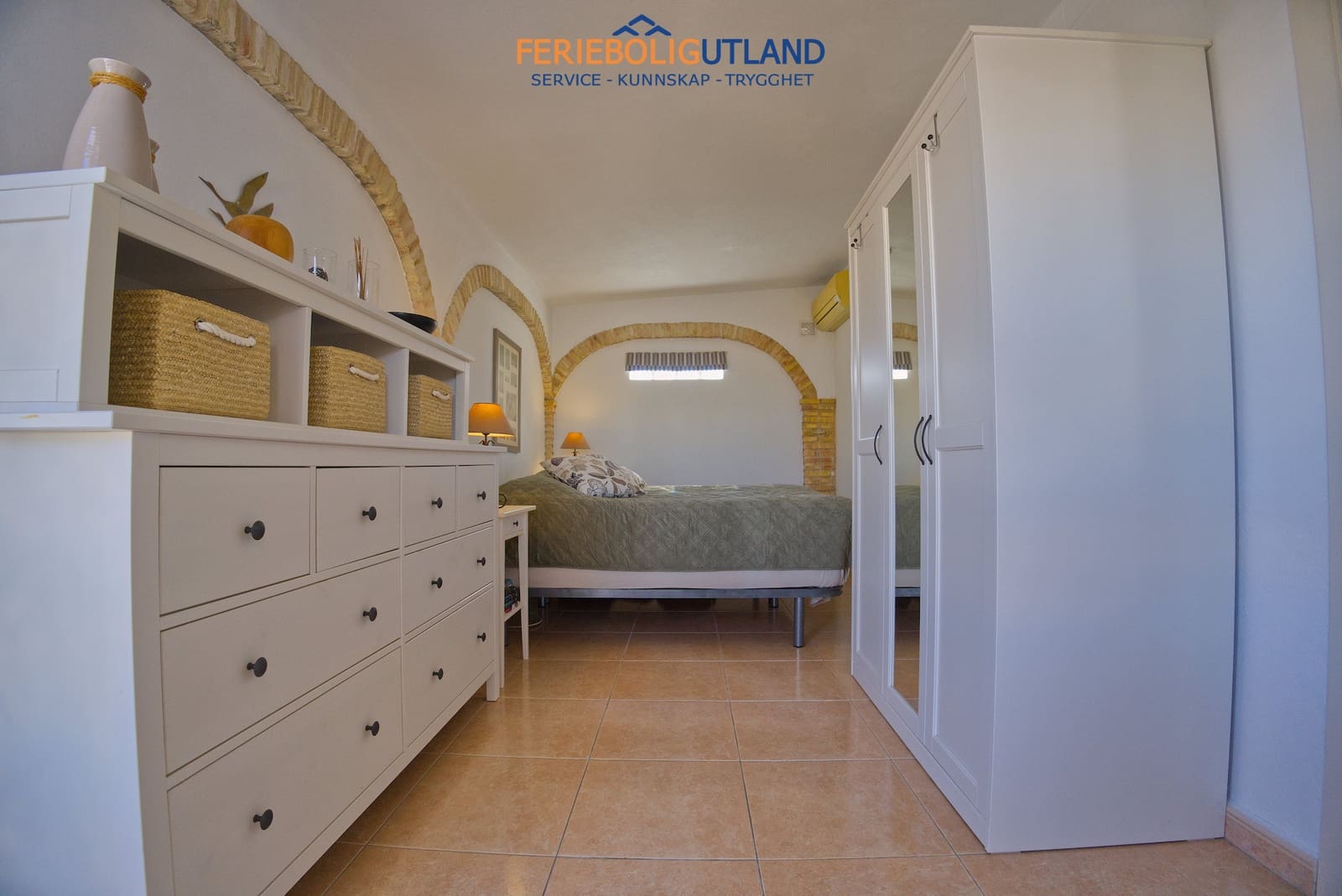 3 bedroom Villa for sale in Torrevieja with pool garage - € 415,000 (Ref: 10001155)
