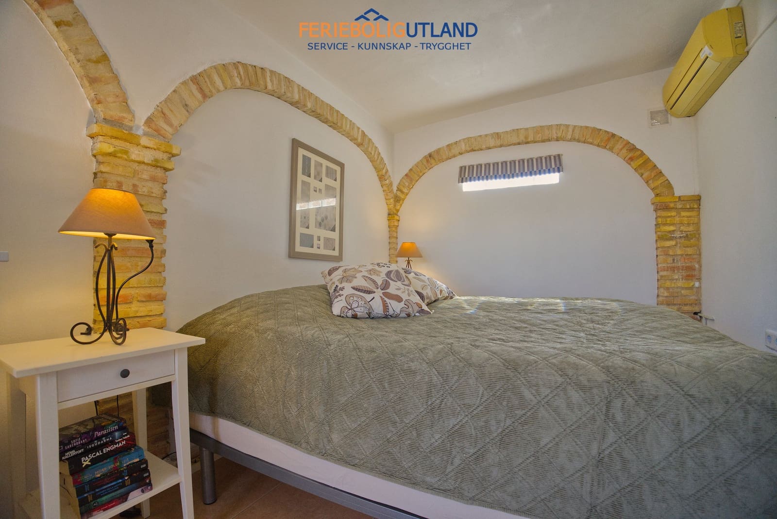 3 bedroom Villa for sale in Torrevieja with pool garage - € 415,000 (Ref: 10001155)