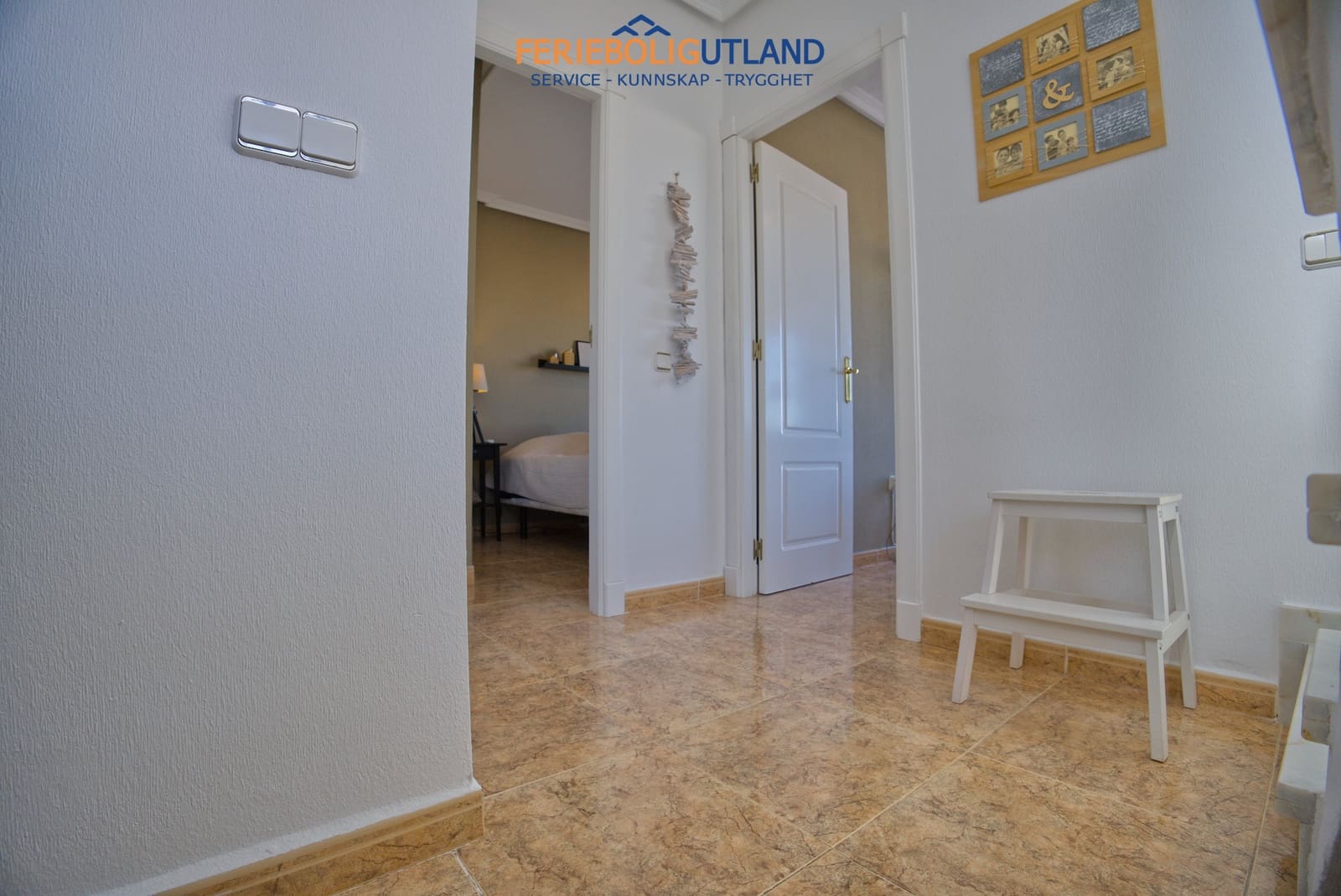 3 bedroom Villa for sale in Torrevieja with pool garage - € 415,000 (Ref: 10001155)