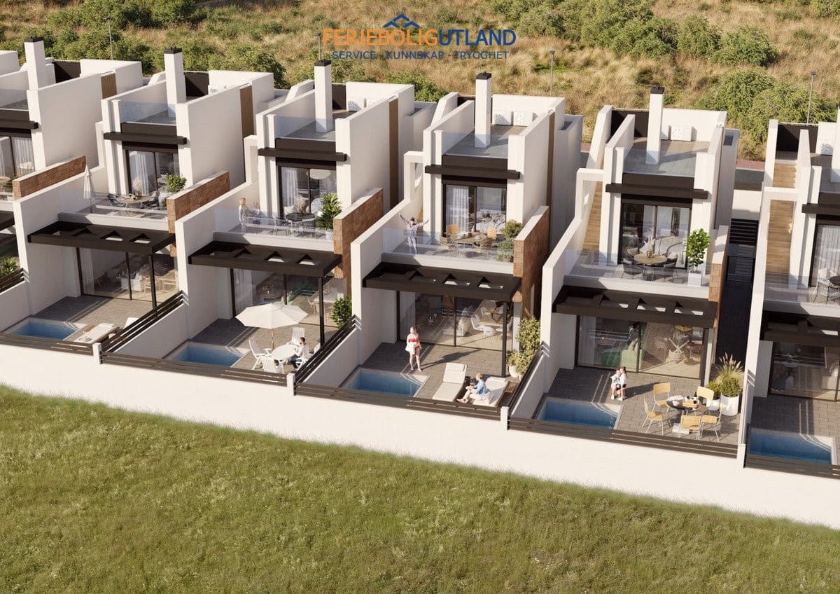 Chalet de 3 habitaciones en Aguas Nuevas en venta con piscina garaje - 550.000 € (Ref: 10001156)