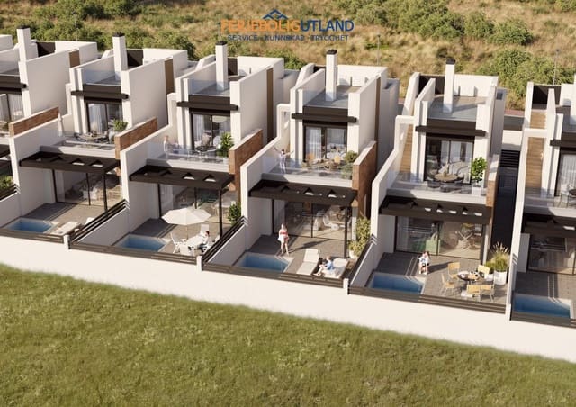 3 soveværelse Villa til salg i Aguas Nuevas, Torrevieja med swimmingpool garage - € 550.000 (Ref: 10001156)