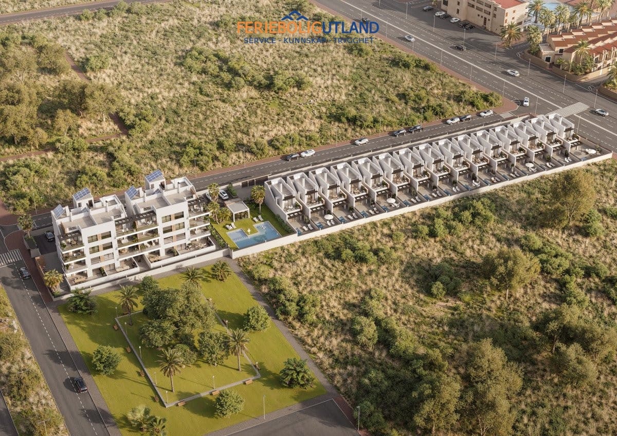 Chalet de 3 habitaciones en Aguas Nuevas en venta con piscina garaje - 550.000 € (Ref: 10001156)