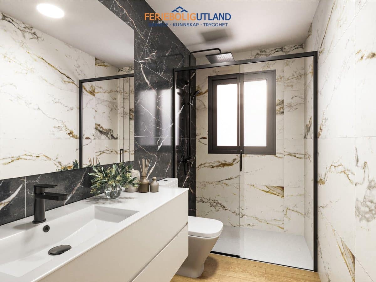 2 Zimmer Apartment zu verkaufen in Torrevieja mit Pool - 240.000 € (Ref: 10001157)