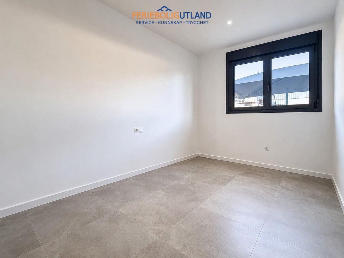 2 soveværelse Lejlighed til salg i Campoamor med swimmingpool garage - € 299.000 (Ref: 10001160)