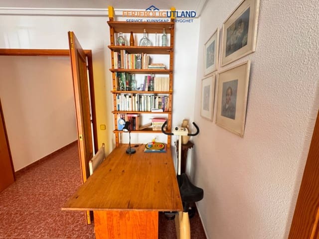 2 slaapkamer Appartement te koop in Zona Pueblo, Guardamar del Segura - € 199.000 (Ref: 10001167)