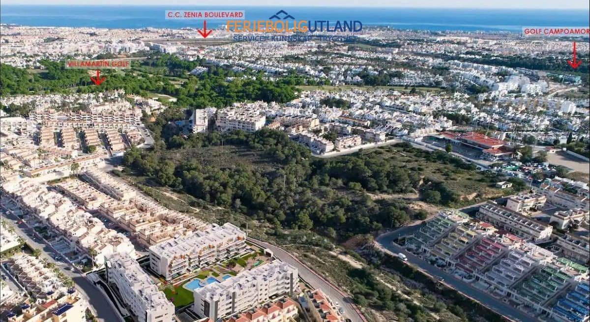 2 soveværelse Lejlighed til salg i Villamartin med swimmingpool garage - € 269.000 (Ref: 10006861)