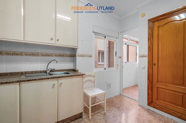 3 soveværelse Lejlighed til salg i Las Piscinas Naturales, Torrevieja med garage - € 475.000 (Ref: 10006864)