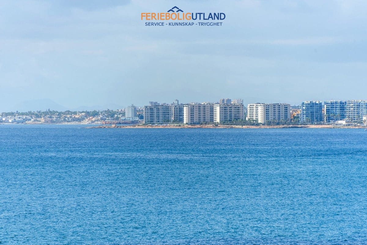 3 soveværelse Lejlighed til salg i Torrevieja med garage - € 475.000 (Ref: 10006864)