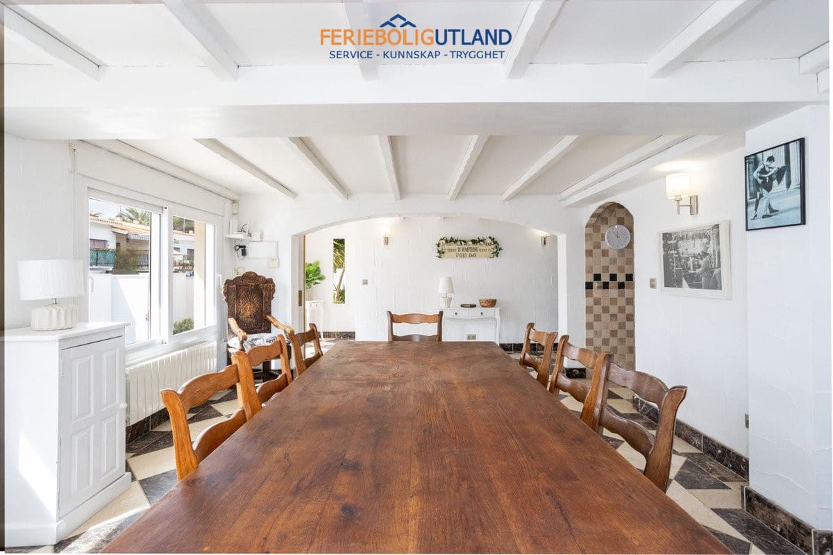 8 sypialnia Willa na sprzedaż w Campoamor z basenem - 1 250 000 € (Ref: 10006865)