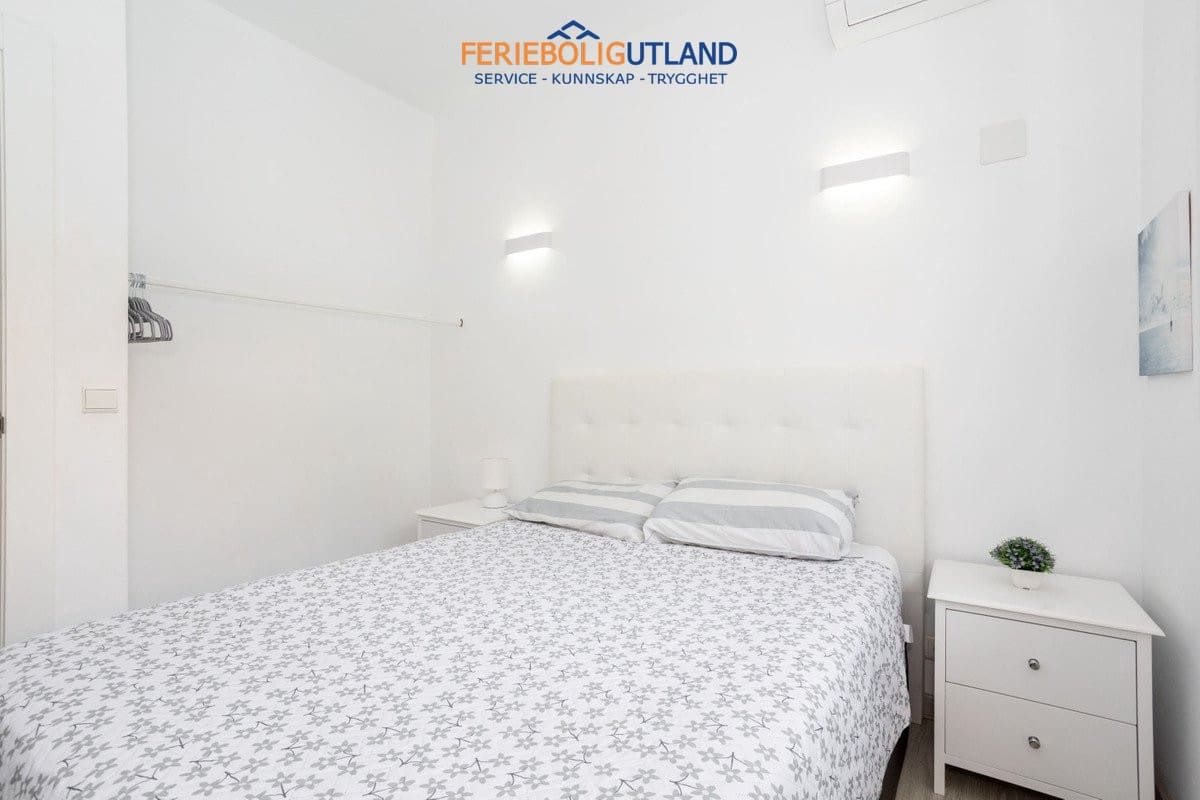 8 sypialnia Willa na sprzedaż w Campoamor z basenem - 1 250 000 € (Ref: 10006865)