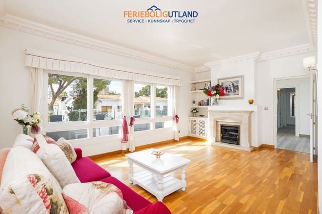 8 sypialnia Willa na sprzedaż w Campoamor, Orihuela z basenem - 1 250 000 € (Ref: 10006865)