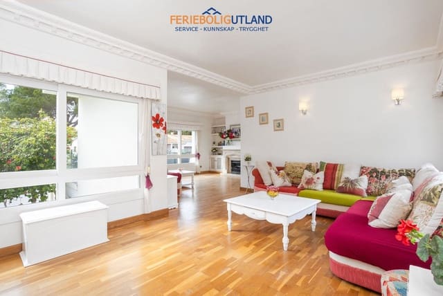 8 sypialnia Willa na sprzedaż w Campoamor, Orihuela z basenem - 1 250 000 € (Ref: 10006865)
