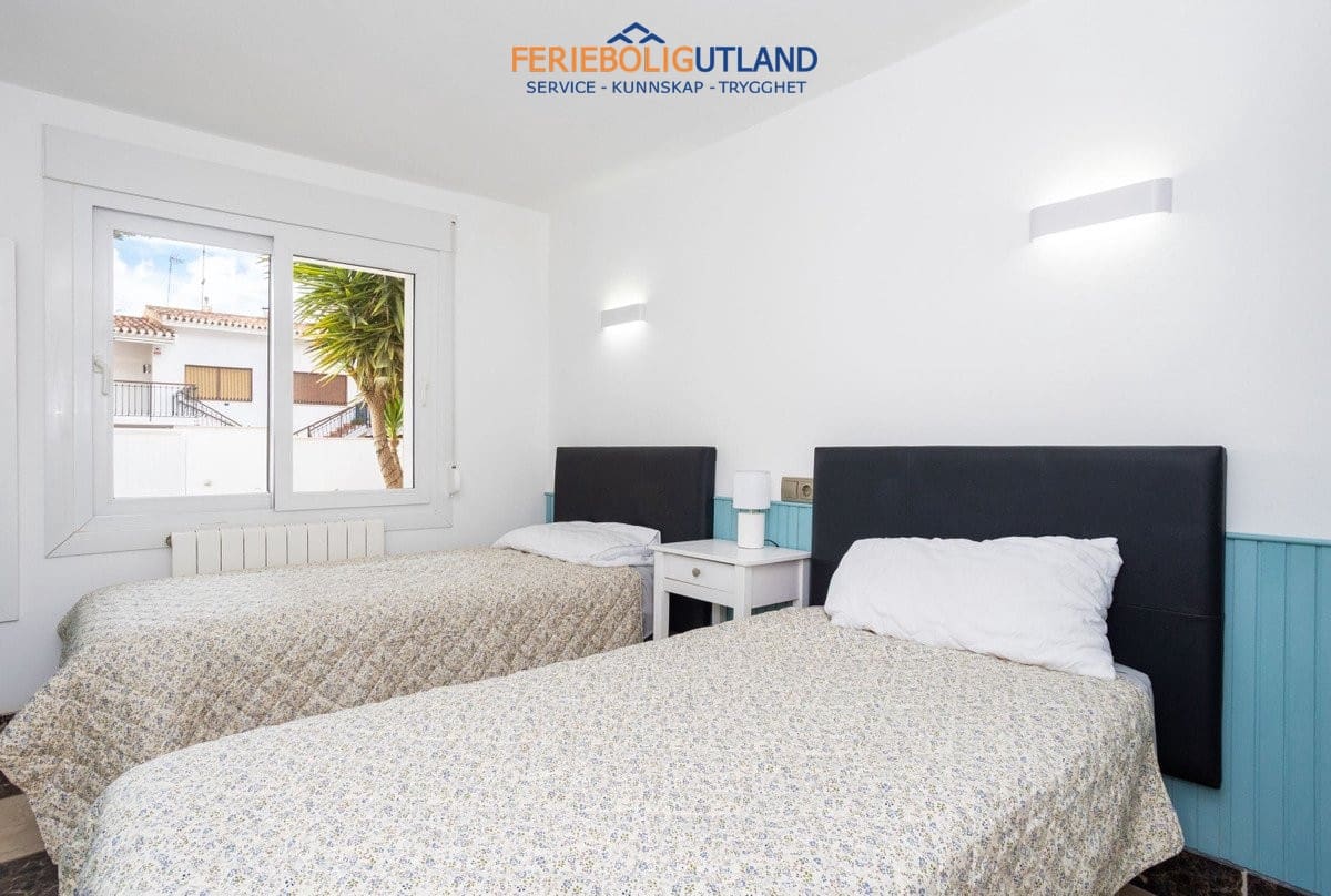 8 sypialnia Willa na sprzedaż w Campoamor z basenem - 1 250 000 € (Ref: 10006865)