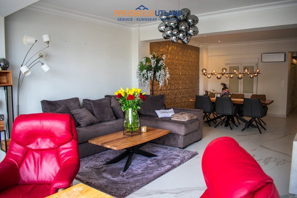 Apartamento de 2 habitaciones en Torrevieja en venta - 480.000 € (Ref: 10006866)
