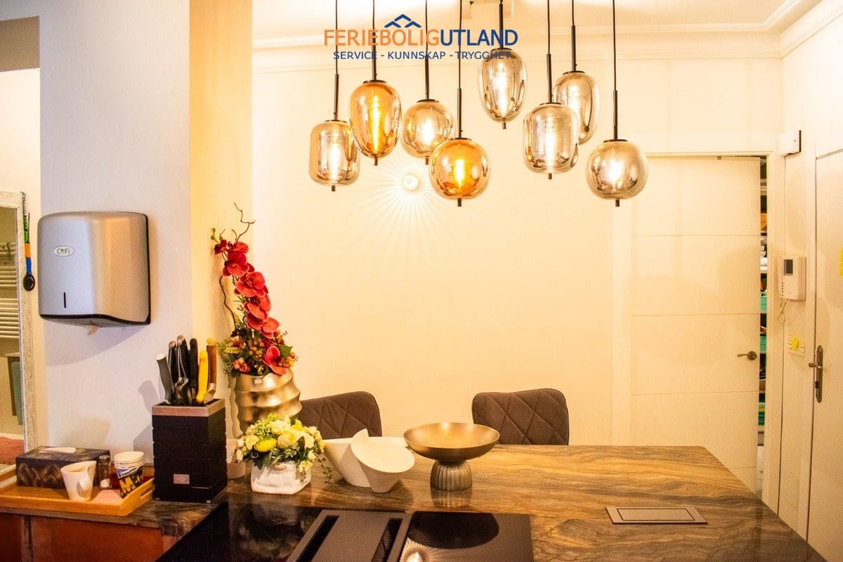 Apartamento de 2 habitaciones en Torrevieja en venta - 480.000 € (Ref: 10006866)
