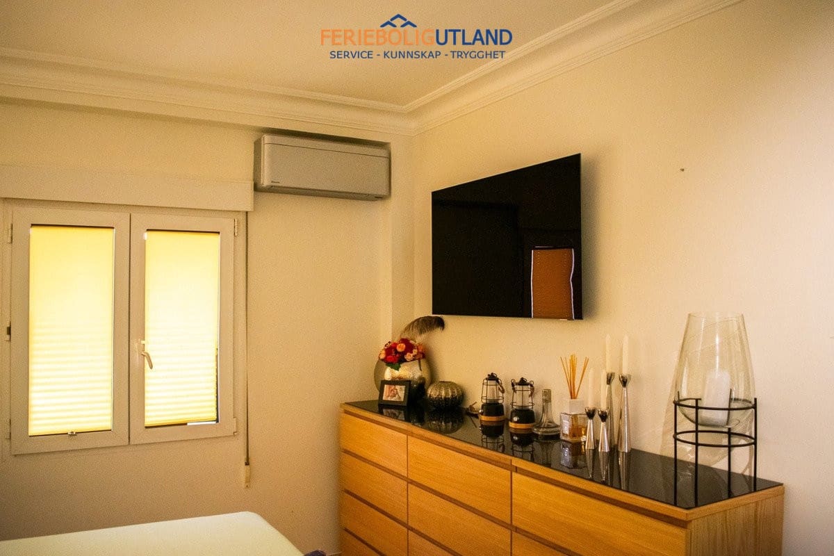 Apartamento de 2 habitaciones en Torrevieja en venta - 480.000 € (Ref: 10006866)