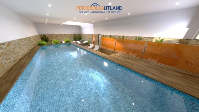 Apartamento de 2 habitaciones en Parque de las Naciones, Torrevieja en venta con piscina garaje - 349.000 € (Ref: 10006871)