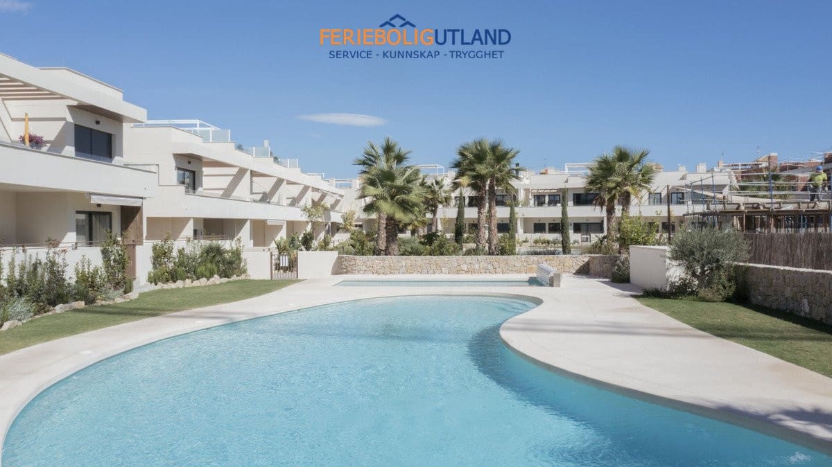 2 quarto Apartamento para venda em Torrevieja com piscina - 410 000 € (Ref: 10006875)