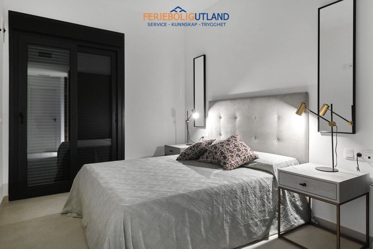 2 quarto Apartamento para venda em Torrevieja com piscina - 410 000 € (Ref: 10006875)