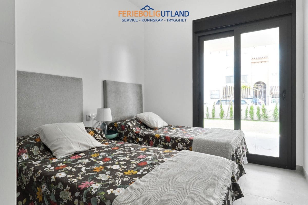 2 quarto Apartamento para venda em Torrevieja com piscina - 410 000 € (Ref: 10006875)