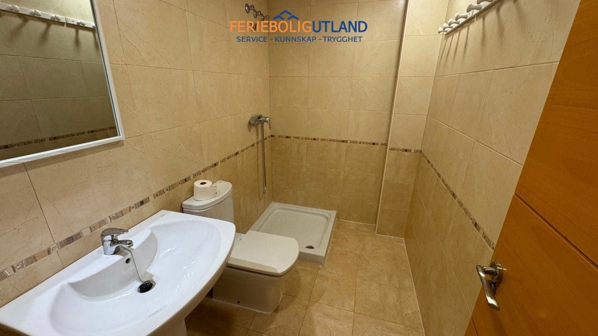 Chalet de 3 habitaciones en Ciudad Quesada en venta con piscina garaje - 295.000 € (Ref: 10006876)