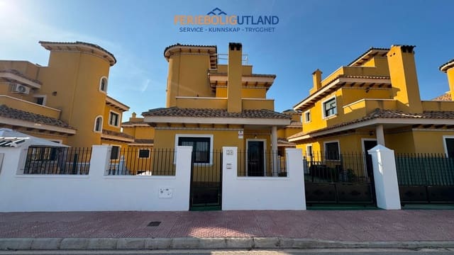 Chalet de 3 habitaciones en Ciudad Quesada, Rojales en venta con piscina garaje - 295.000 € (Ref: 10006876)