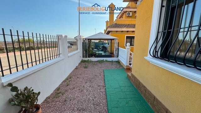 Chalet de 3 habitaciones en Ciudad Quesada, Rojales en venta con piscina garaje - 295.000 € (Ref: 10006876)