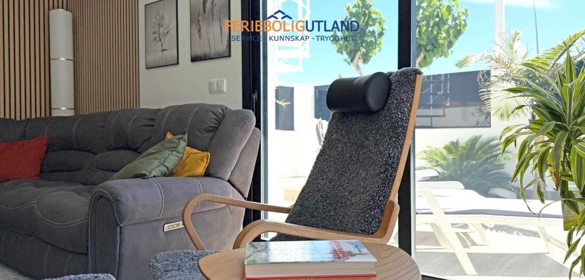 2 bedroom Villa for sale in San Pedro del Pinatar with pool garage - € 495,000 (Ref: 10006878)