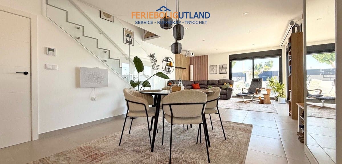 2 bedroom Villa for sale in San Pedro del Pinatar with pool garage - € 495,000 (Ref: 10006878)