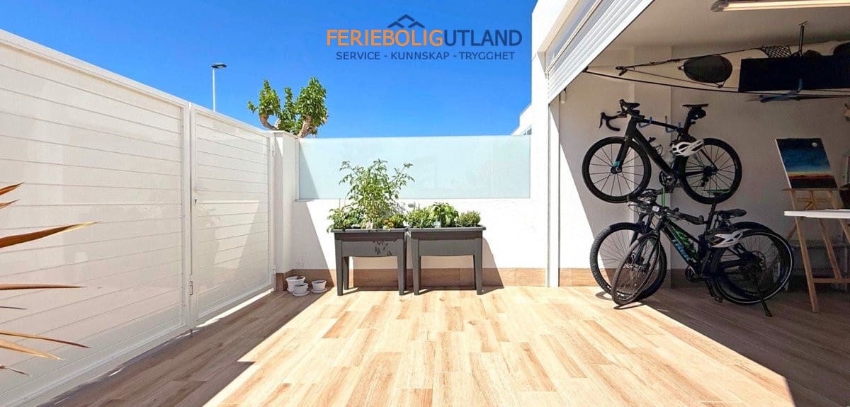 2 bedroom Villa for sale in San Pedro del Pinatar with pool garage - € 495,000 (Ref: 10006878)