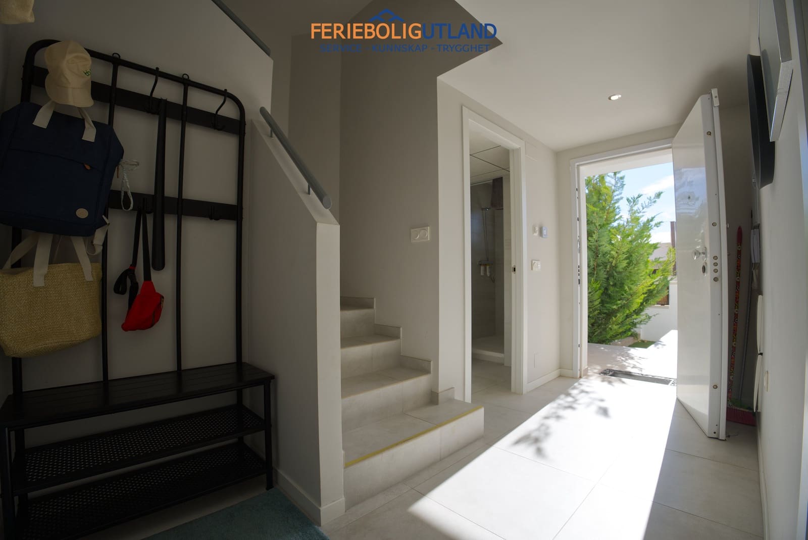 4 soveværelse Byhus til salg i San Pedro del Pinatar med swimmingpool garage - € 342.000 (Ref: 10006879)