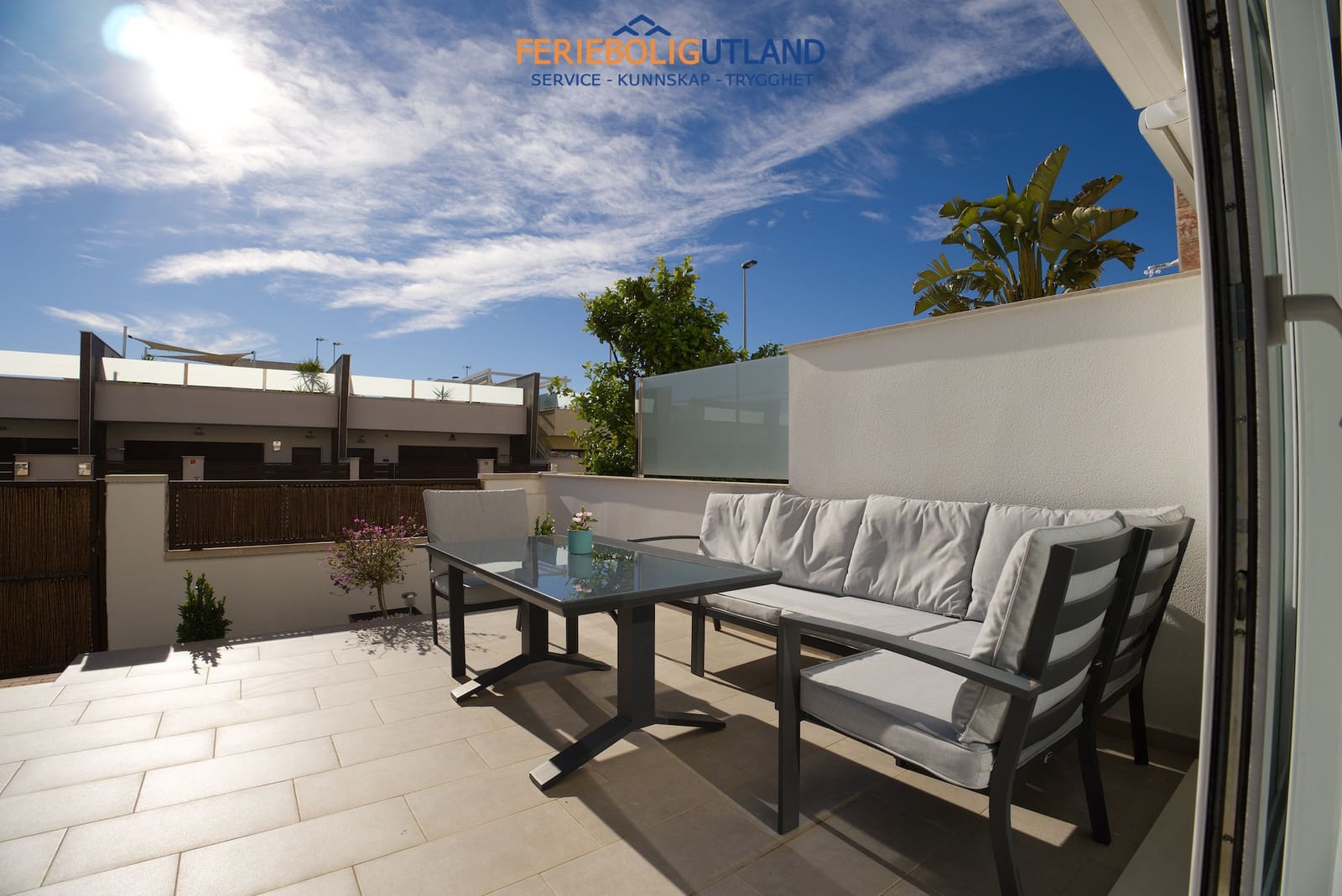 4 soveværelse Byhus til salg i San Pedro del Pinatar med swimmingpool garage - € 342.000 (Ref: 10006879)