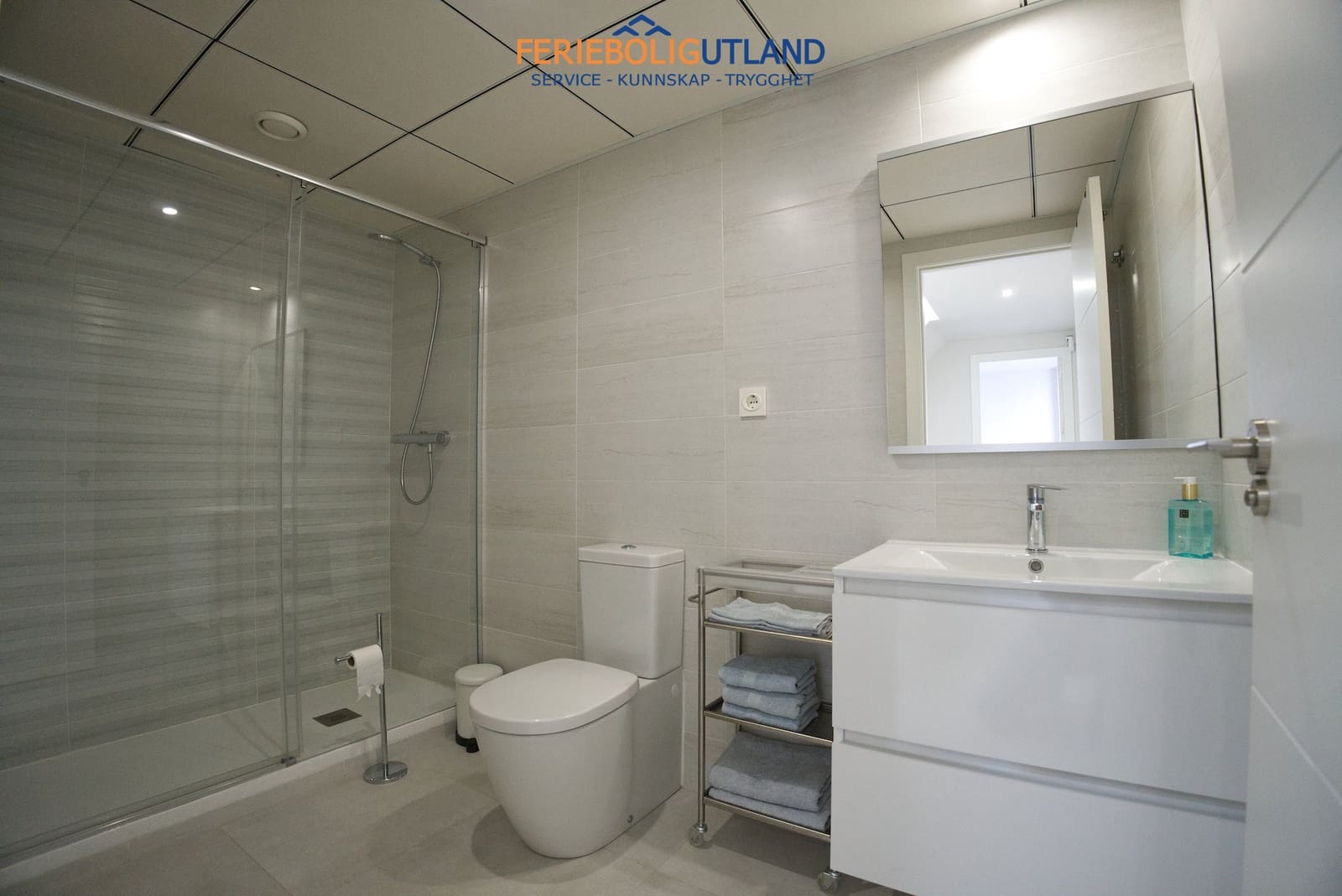 4 soveværelse Byhus til salg i San Pedro del Pinatar med swimmingpool garage - € 342.000 (Ref: 10006879)