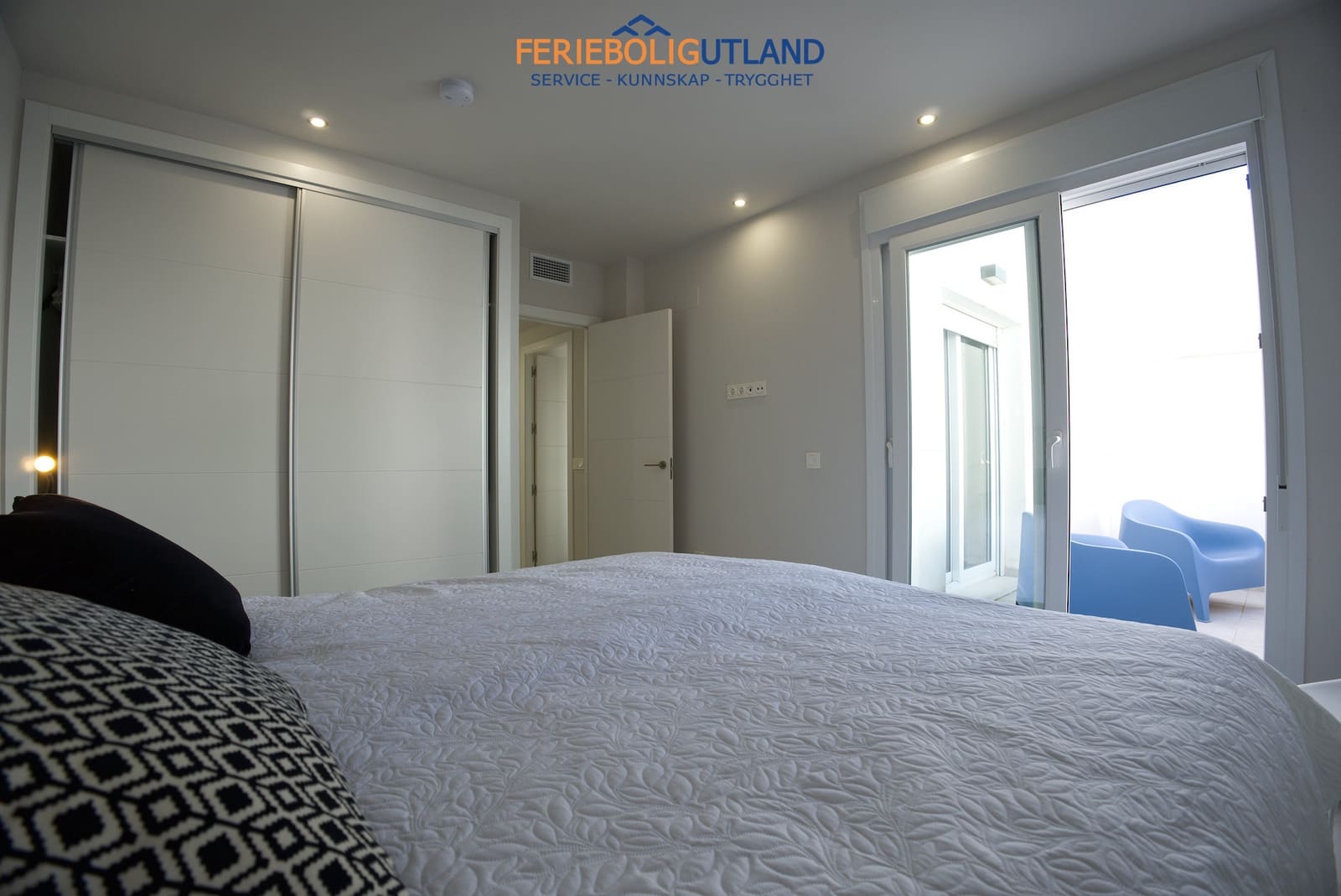 4 soveværelse Byhus til salg i San Pedro del Pinatar med swimmingpool garage - € 342.000 (Ref: 10006879)